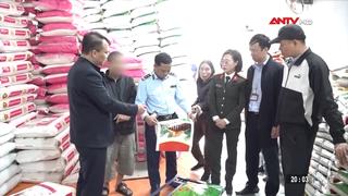 Giám đốc chỉ đạo nhân viên 'hô biến' gạo thường thành đặc sản 