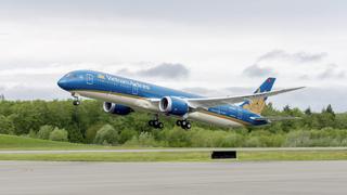 Tăng cường hàng trăm chuyến bay phục vụ Tết Bính Ngọ