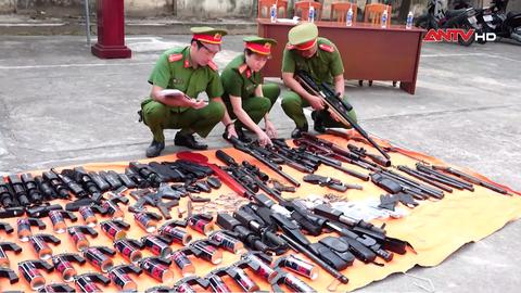 Tiêu hủy vũ khí, giữ vững an ninh trật tự