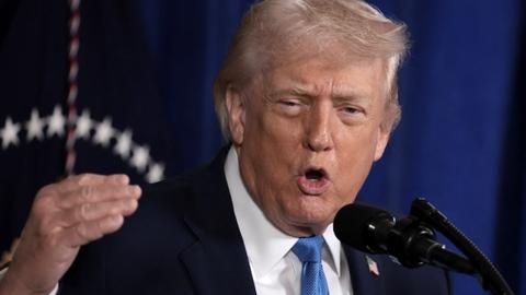 Mỹ sẽ áp thuế với một loạt đồng minh vì phản đối vấn đề Greenland 