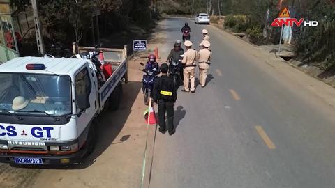 Để con đường về bản thêm an toàn