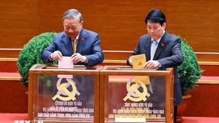 Thông cáo báo chí về ngày làm việc thứ tư Đại hội đại biểu toàn quốc lần thứ XIV của Đảng