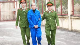 Dùng “sổ đỏ” giả lừa đảo chiếm đoạt tài sản