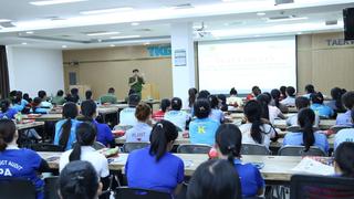 Công an Đồng Nai tuyên truyền pháp luật cho công nhân