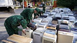 Bắt vụ vận chuyển hàng lậu số lượng lớn