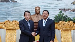 Bộ trưởng Lương Tam Quang gặp song phương Bộ trưởng Bộ Công an Lào