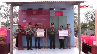 Niềm vui đón Tết cổ truyền tronh căn nhà mới 