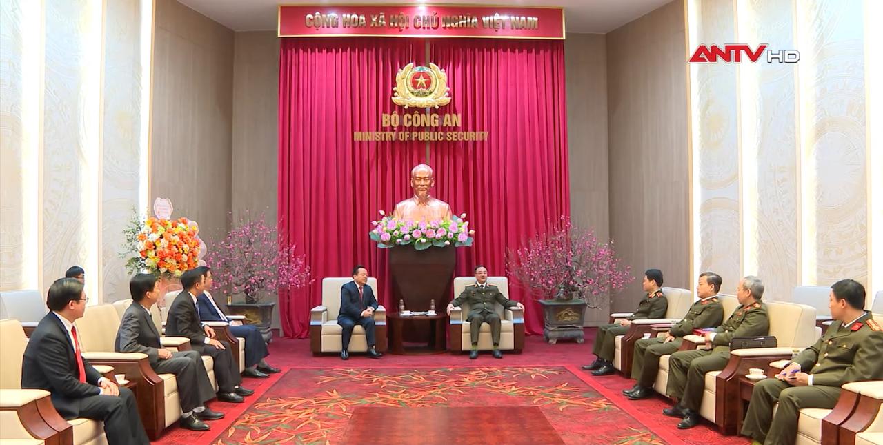 Thứ trưởng Phạm Thế Tùng tiếp đoàn Hội thánh Tin lành Việt Nam (miền Bắc)