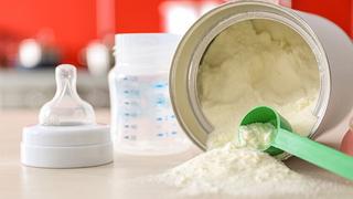 Thụy Sĩ điều tra sữa công thức nghi nhiễm độc tố