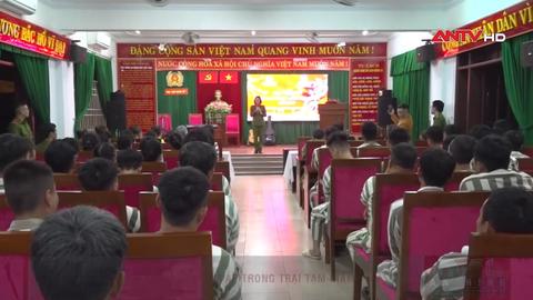 Xuân yêu thương tại trại tạm giam