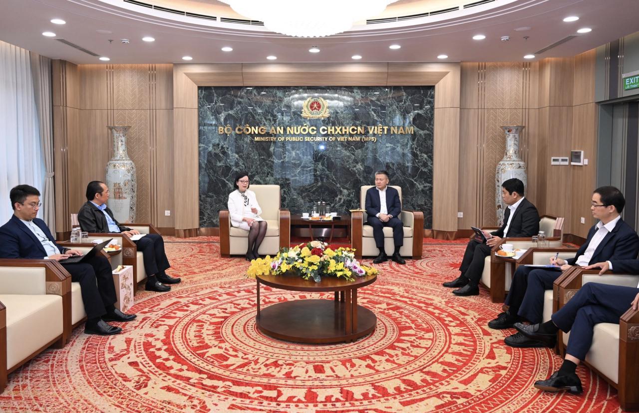 Thu hút nguồn lực của chuyên gia kiều bào trong xây dựng nền công nghiệp an ninh