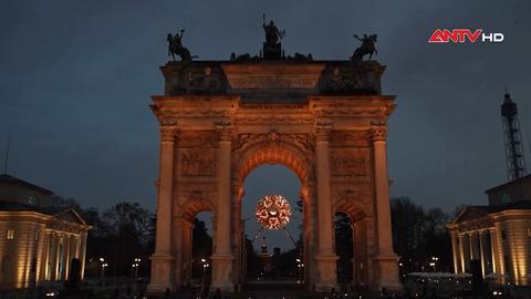  Màn trình diễn kỳ diệu của đài lửa Olympic ở Milan