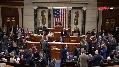 Hạ viện Mỹ ra nghị quyết phản đối chính sách thuế với Canada