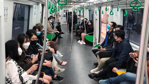 Hà Nội miễn phí vé giao thông công cộng dịp Tết Bính Ngọ