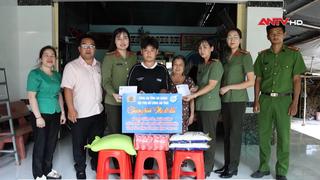 Ấm áp yêu thương “Mẹ đỡ đầu” 