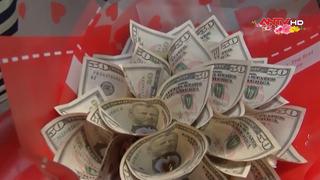  Lễ tình nhân ở Zimbabwe: Bó hoa tiền được lòng các cặp đôi