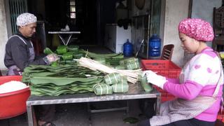 Bánh chưng Bờ Đậu nhộn nhịp vào vụ Tết