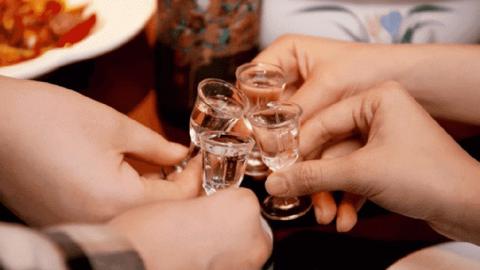  Thay đổi nhận thức về sử dụng rượu bia ngày Tết