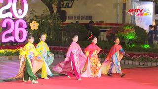  Đường hoa Nguyễn Huệ - điểm hẹn văn hoá 