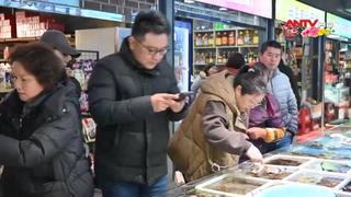 Không khí sắm Tết ngày cuối năm tại Trung Quốc