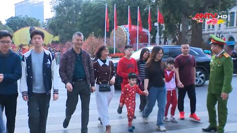 Những người giữ bình yên ngày xuân