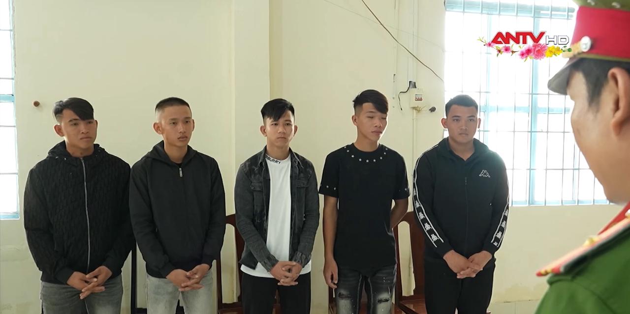 Khởi tố 10 đối tượng về tội gây rối trật tự công cộng