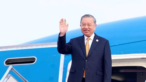 Tổng Bí thư Tô Lâm lên đường tham dự cuộc họp khai mạc Hội đồng Hòa bình về Gaza