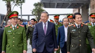 Chuyển đổi số gắn với bảo vệ bản sắc và an ninh xã hội