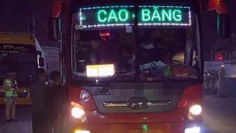 Xử phạt phương tiện 45 chỗ chở 109 hành khách 