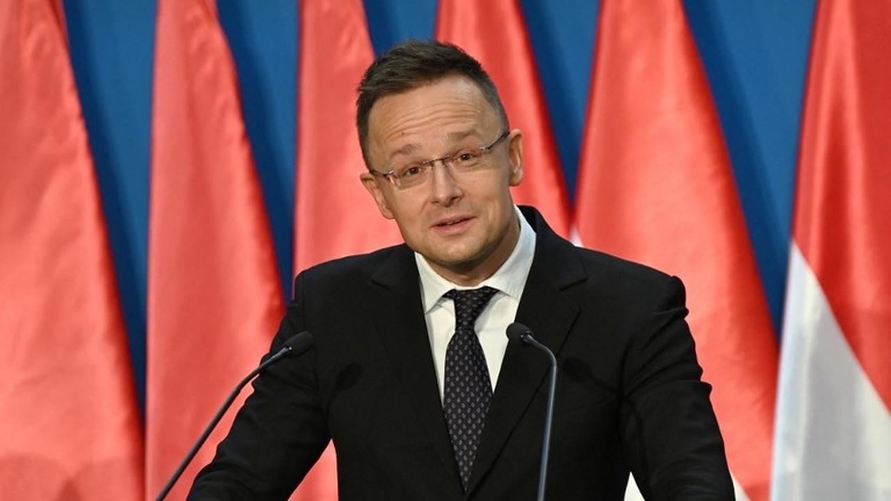 Hungary blocks a 90 billion euro European loan to Ukraine.