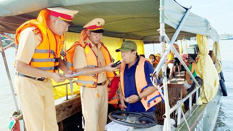 Bảo đảm an ninh, an toàn tại các bến tàu du lịch