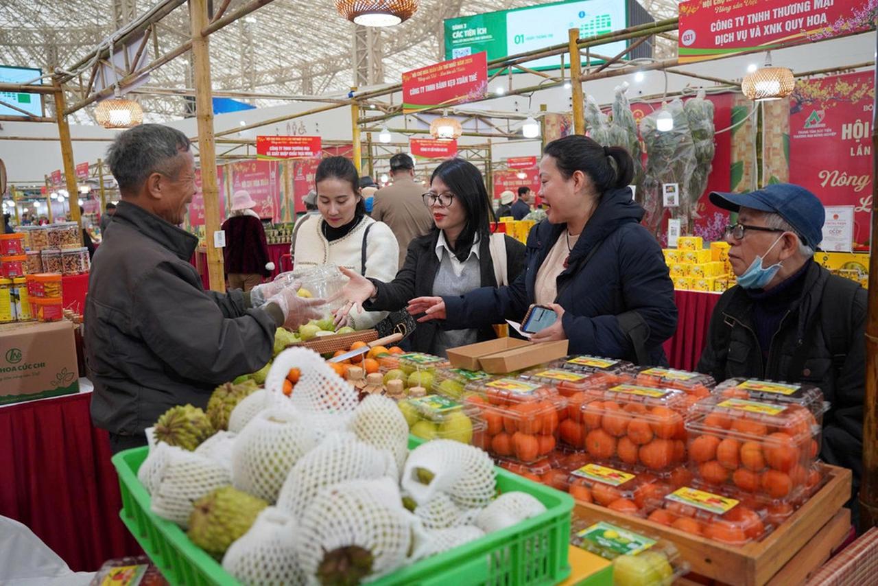 Thị trường sau Tết: Hàng hóa dồi dào, giá cả ổn định 