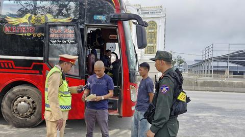 Kiểm soát hoạt động vận tải hành khách sau Tết