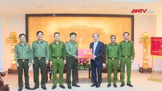 Thứ trưởng Trần Quốc Tỏ thăm, chúc Tết Công an thành phố Huế