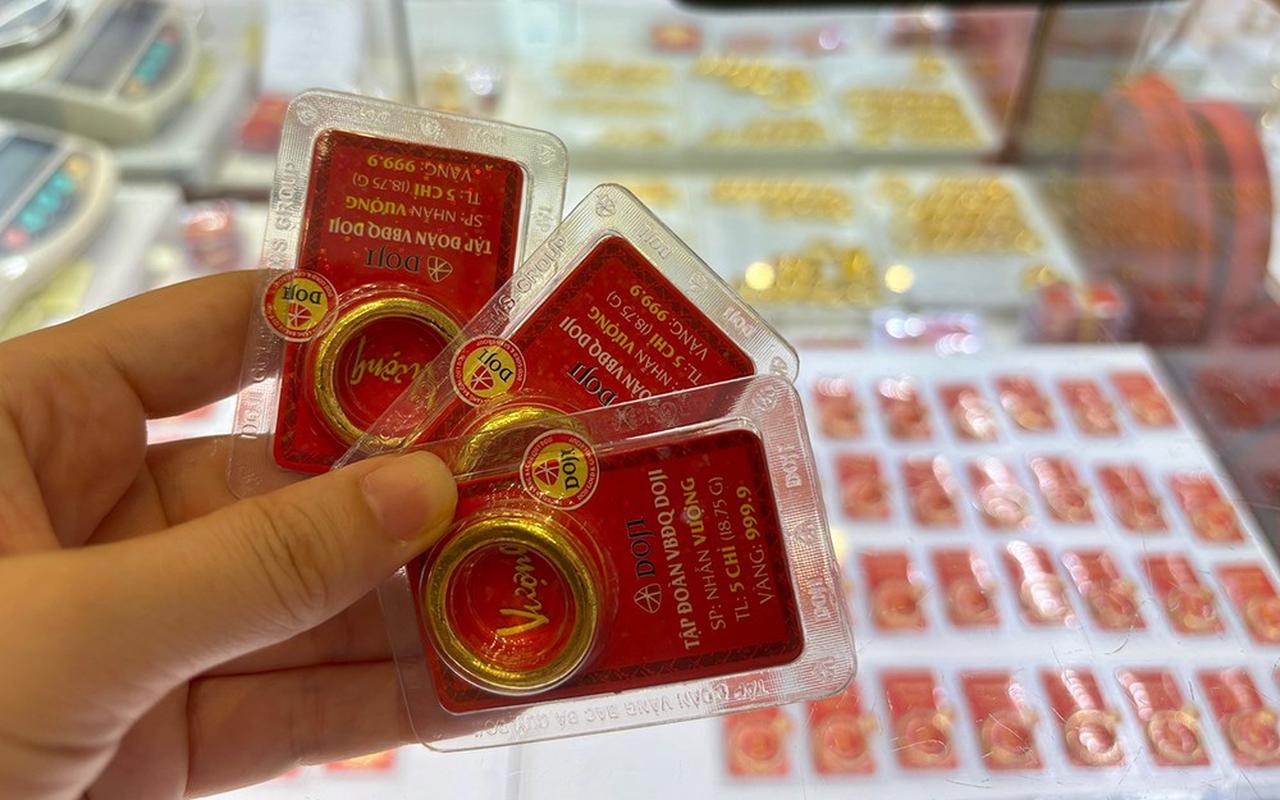 Thủ tướng yêu cầu khẩn trương triển khai thành lập sàn giao dịch vàng