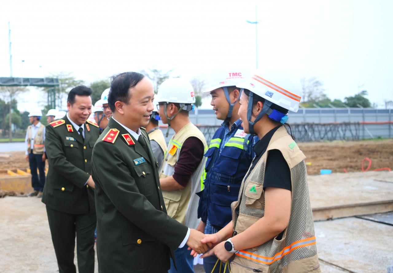 Thứ trưởng Đặng Hồng Đức kiểm tra tiến độ triển khai các dự án