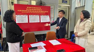 Kiểm tra công tác chuẩn bị bầu cử tại khu vực bỏ phiếu 