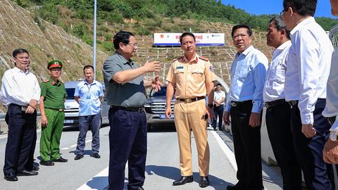 Thủ tướng Phạm Minh Chính làm việc tại tỉnh Đắk Lắk