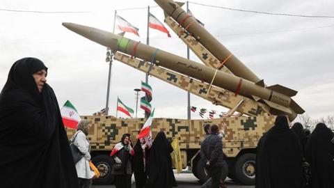 Các nước gấp rút sơ tán công dân giữa xung đột Trung Đông