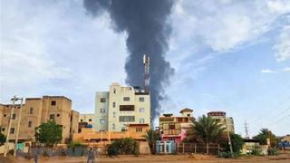 UAV tấn công 2 khu chợ ở Sudan, ít nhất 33 người tử vong