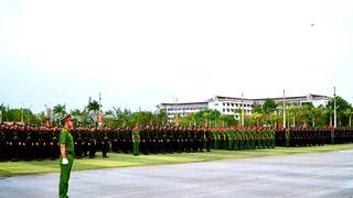 Khai giảng khóa huấn luyện chiến sĩ mới 