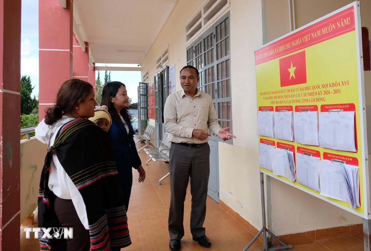 Buôn làng Tây Nguyên náo nức hướng tới ngày hội lớn