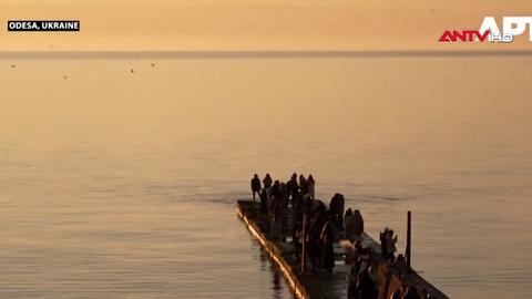 Ukraine: Đón bình minh với tiếng nhạc piano