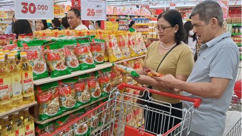 Chủ động thích ứng trước biến động giá xăng dầu