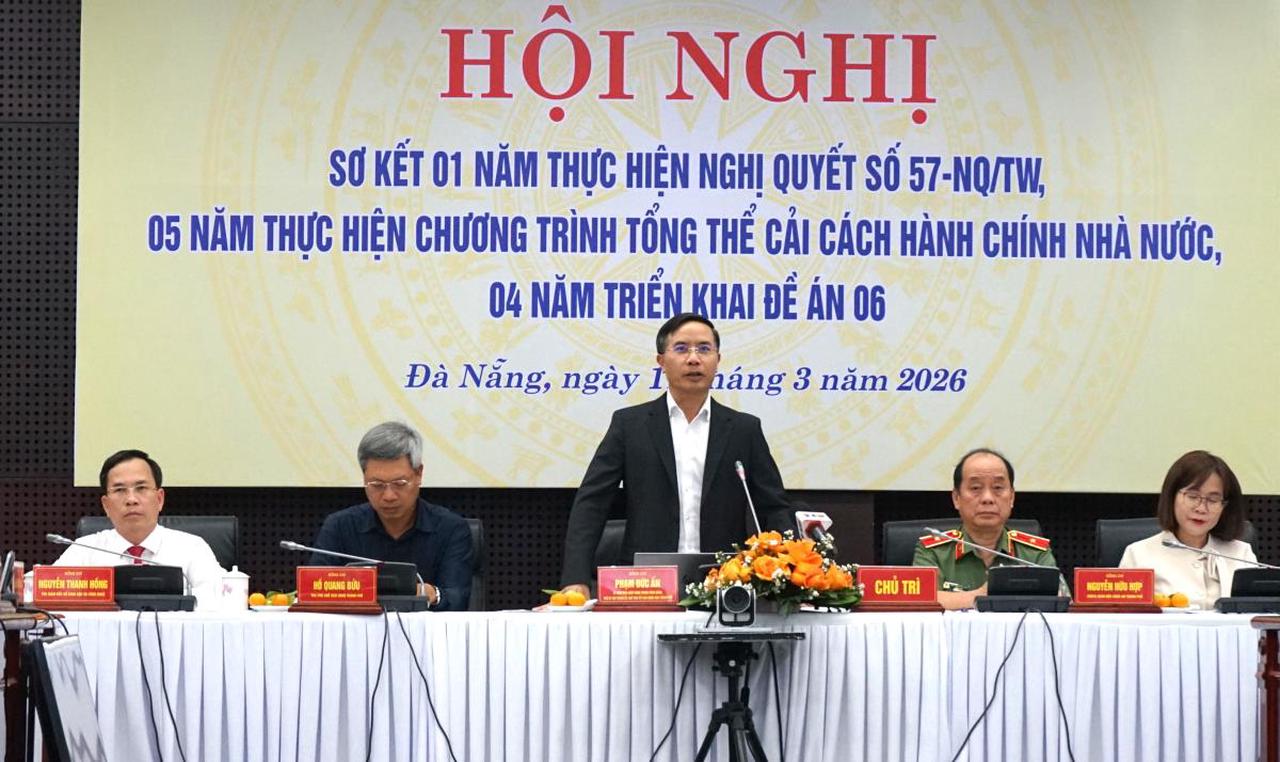 Gắn kết chặt chẽ chuyển đổi số và Đề án 06