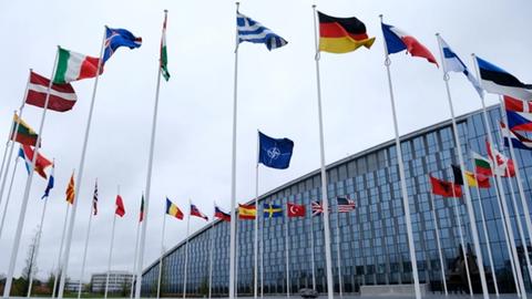 Đông Âu thúc đẩy hiện đại hóa hạ tầng quân sự NATO