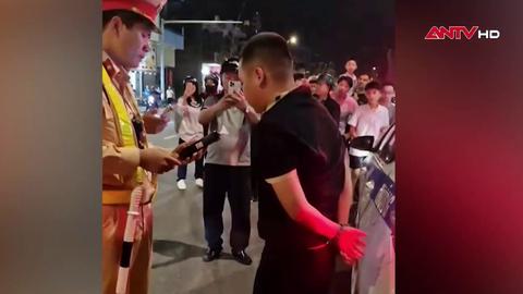 Tài xế có nồng độ cồn bỏ chạy, đâm va vào xe Cảnh sát giao thông