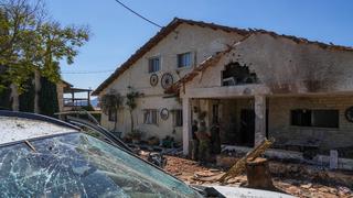 Lực lượng Hezbollah phóng hàng trăm rocket vào Israel