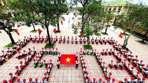 Rộn ràng không khí Ngày hội non sông