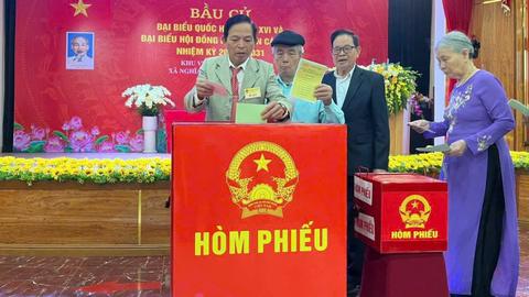 Cuộc bầu cử diễn ra thành công tốt đẹp